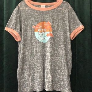 Lularoe LIV t shirt